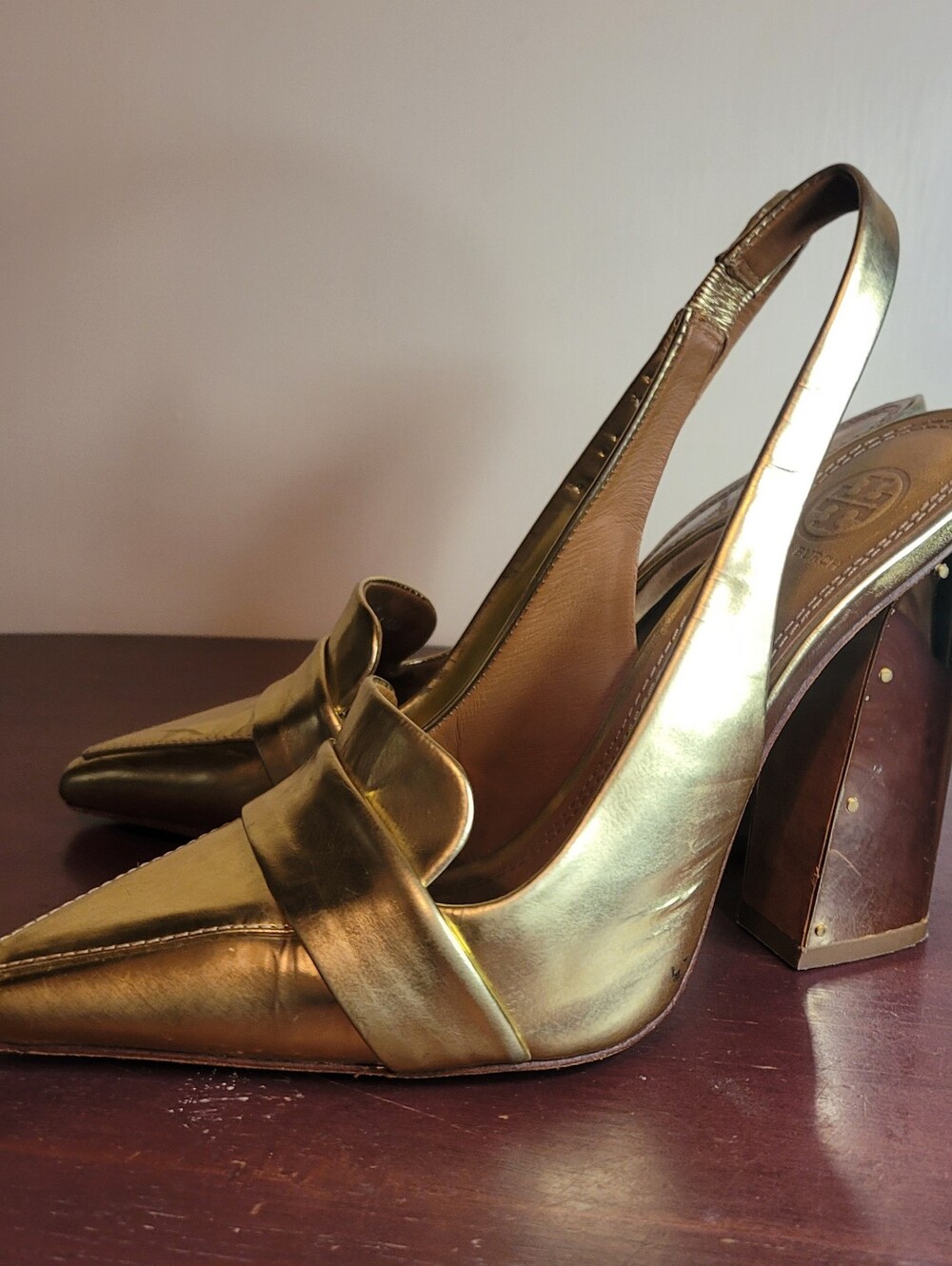 Tory Burch sadie Metallic slingback gold Block Heel 7.5M vintage HTF 2016